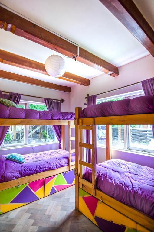Chili Kiwi Lakefront Backpackers Albergue *
